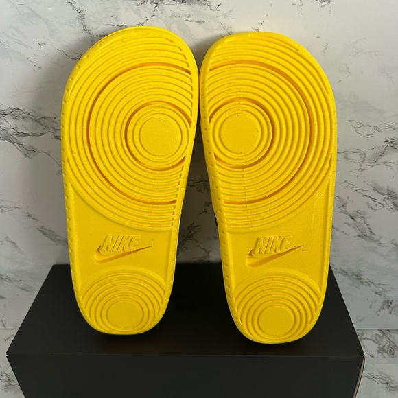 Nike Kobe Offcourt Slide Sandals Lightning Bruce Lee Mamba IF2870 Men’s Sizes - Picture 6 of 8